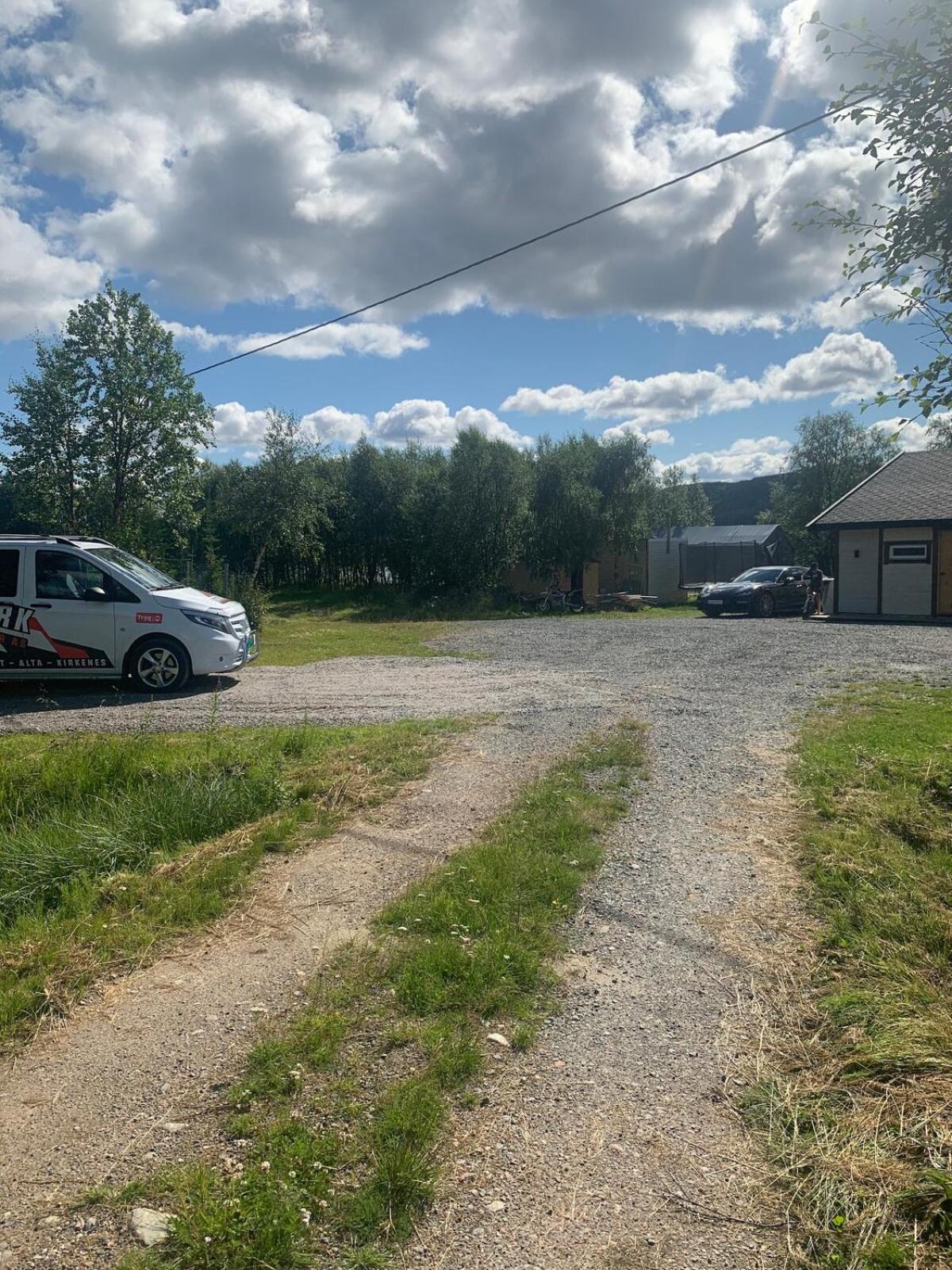 Cottage With Good Standard Next To Neiden River Exterior foto